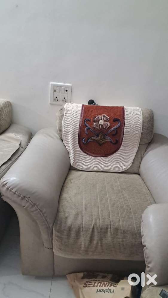 6 seater sofa A1 quality