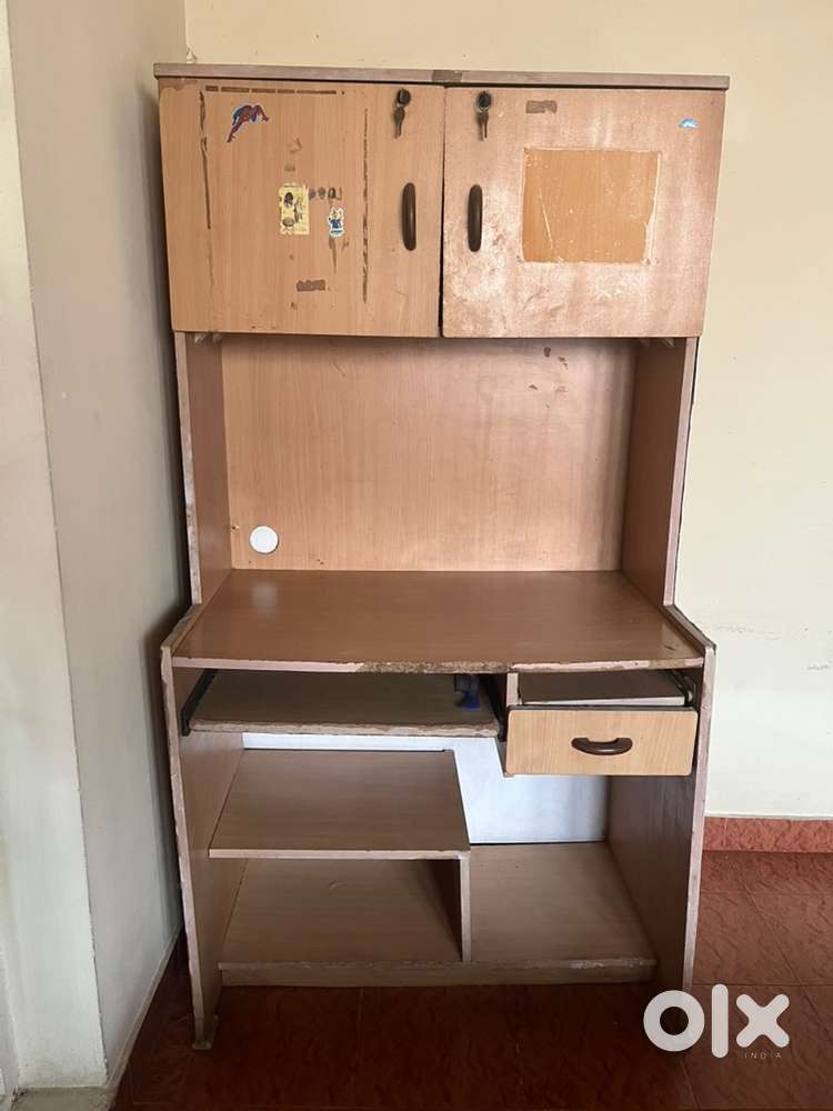 Computer tables with storage