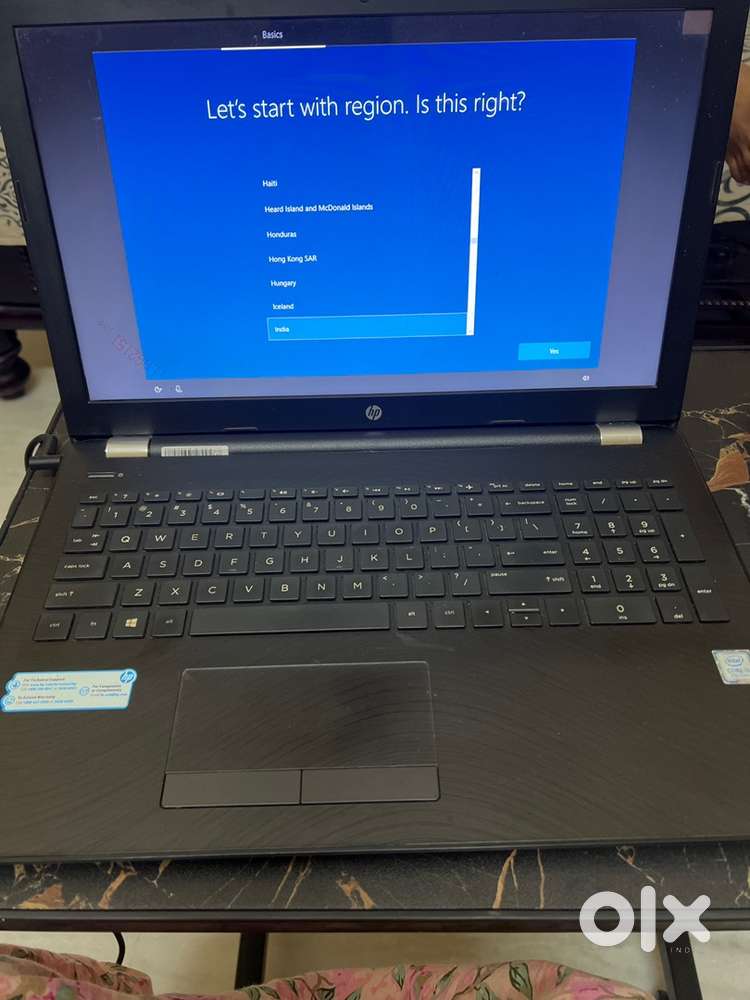 HP 15q core i5 7th gen(8GB/1TB HDD/ windows 10home) laptop
