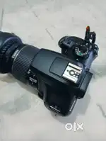 Canon camera with one lens dummy charge