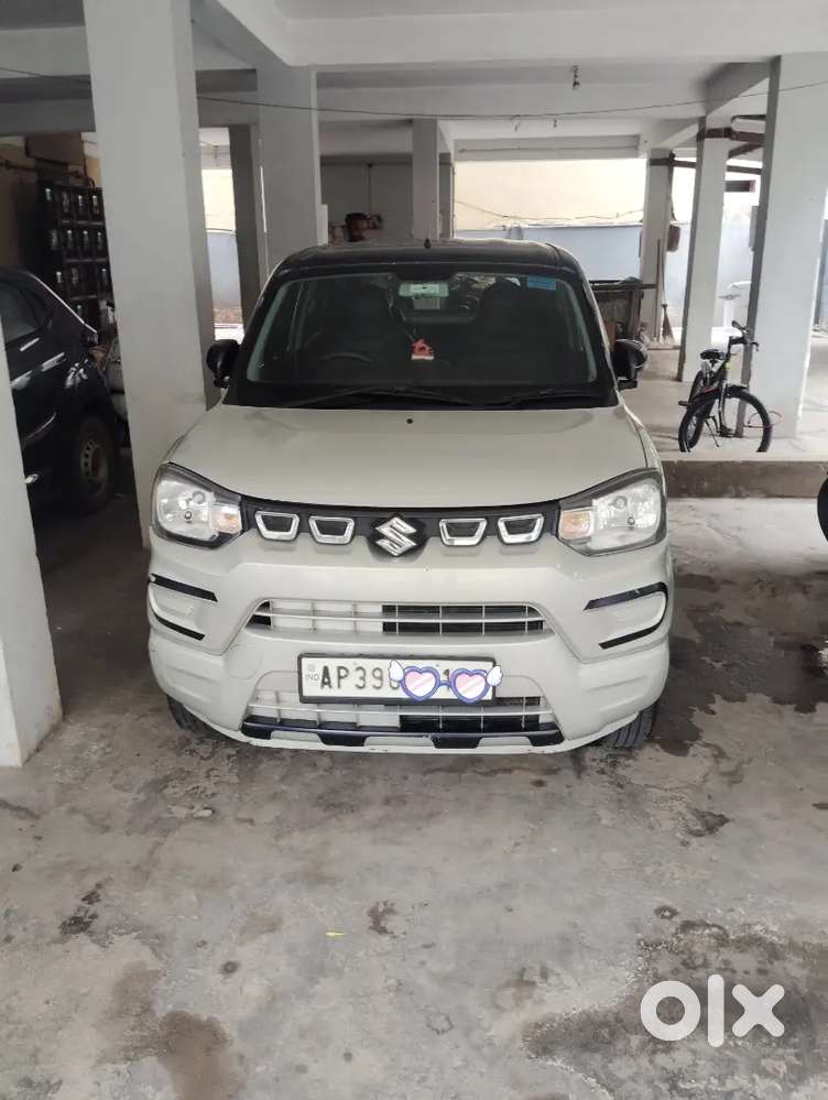 Maruti Suzuki S-Presso Dual tone Colour