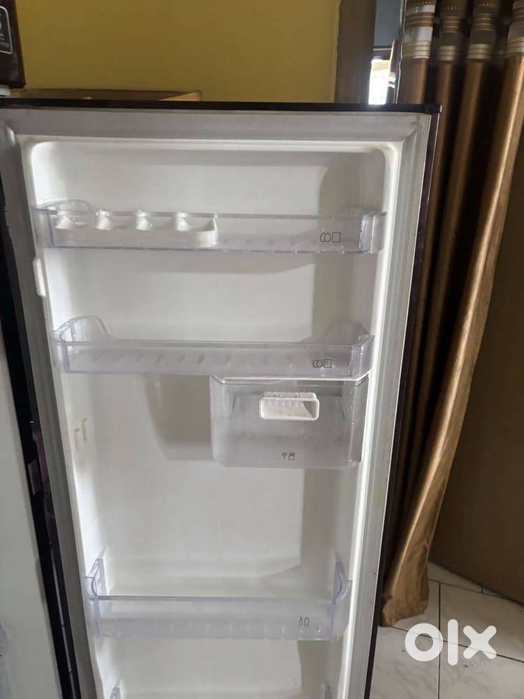 Whirlpool Refrigerator 292L
