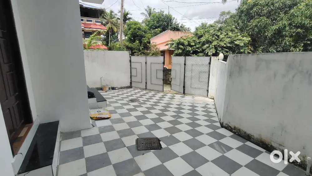 3 BHK HOUSE FOR SALE IN MARUTHOORKADAVU KALADY