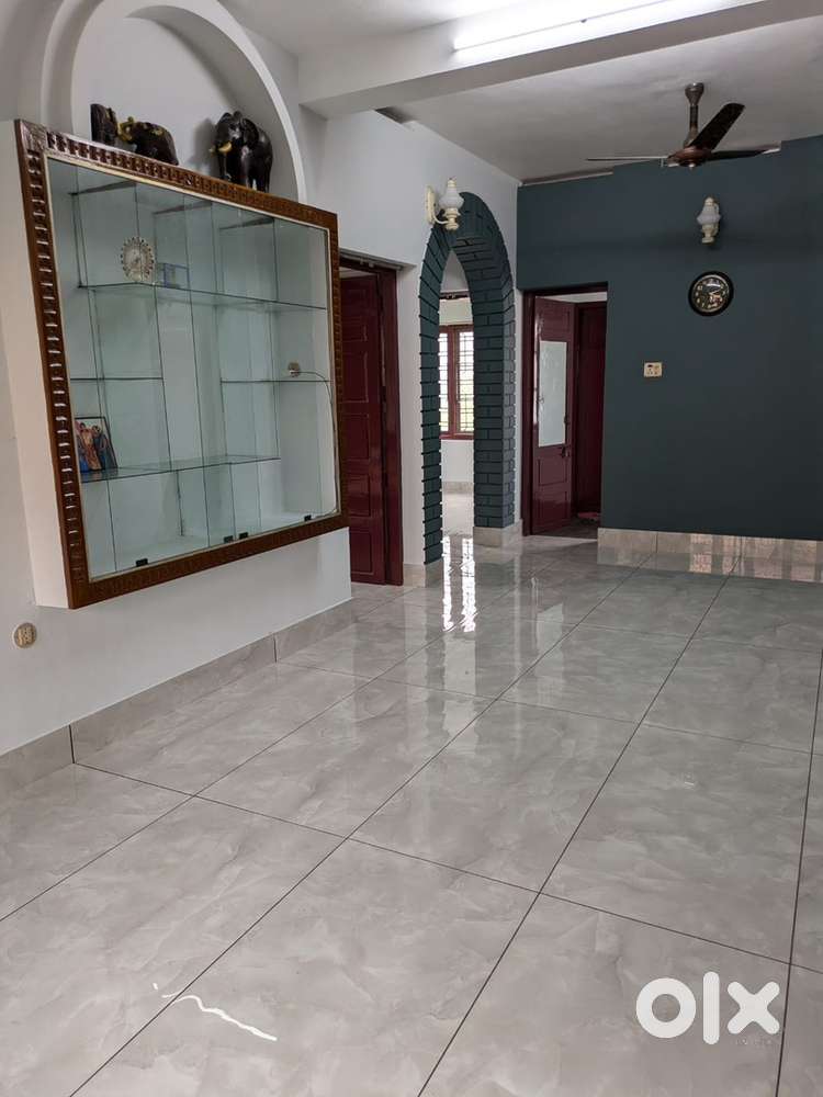 2 BHK for rent in Ambalamukku