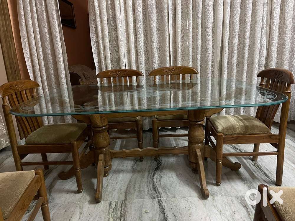 Dinning table