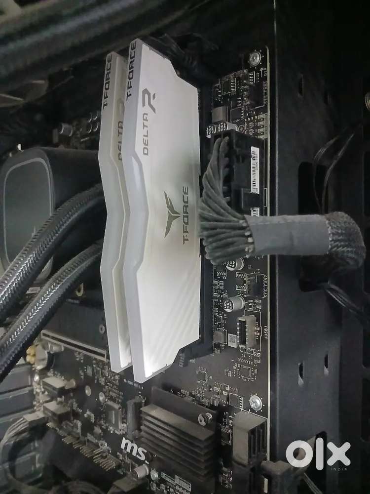 CUSTOM PC BUILD SELLING URGENT!!!