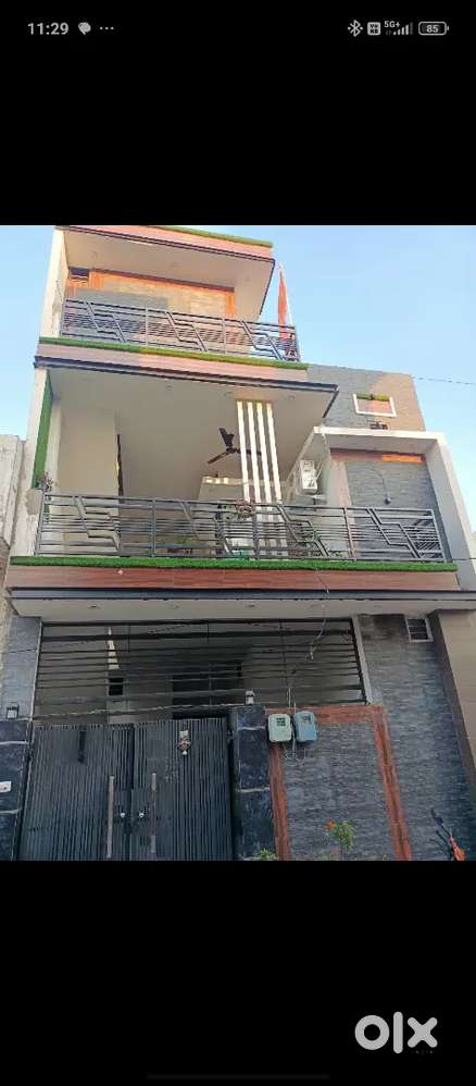 RENT FOR 2BHK ROOM SAPRET KITCHEN