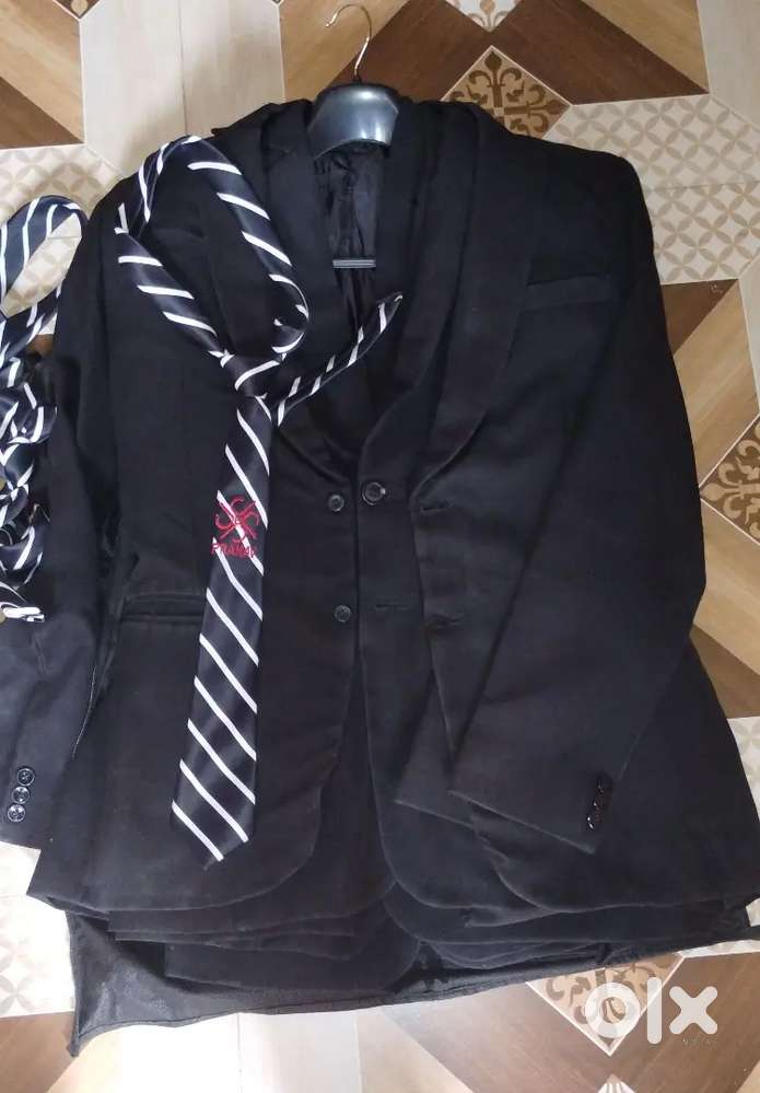 5 Black blazer