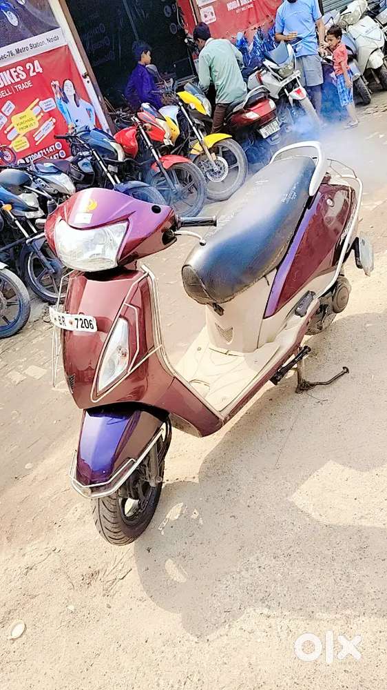 TVs Jupiter zx self start scuty all original 1st owner all ok