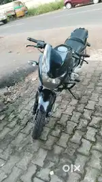 Pulsar 220 Good condition