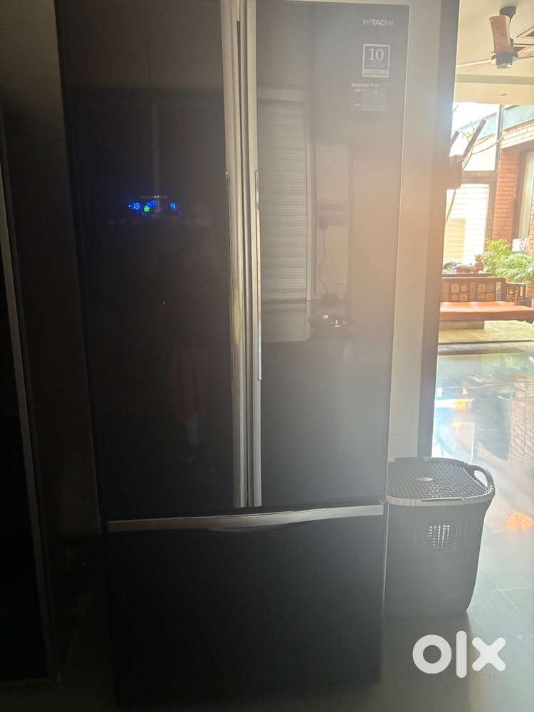 Hitachi refrigerator