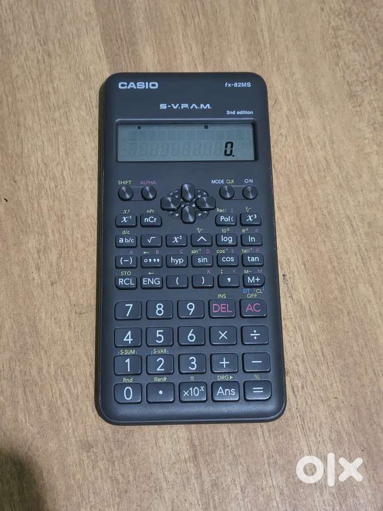 Casio fx-82MS 2nd Edition Scientific Calculator - Excellent Condition!