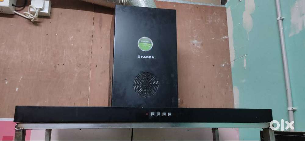 FABER CHIMNEY 3 YEARS OLD CAN BE USED FOR SMALL RESTAURANT AND HOUSE P