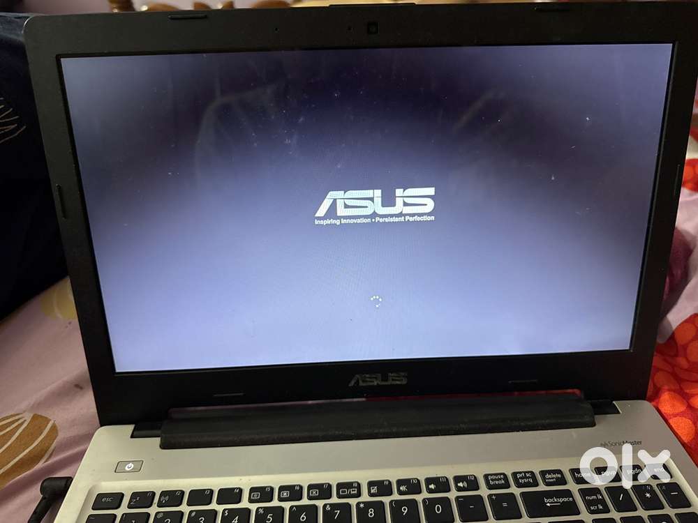 ASUS Laptop intel Core i3, 4GB Ram