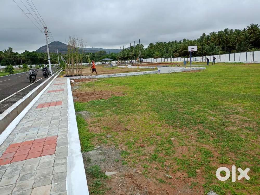 Premium plots are available in madukkarai