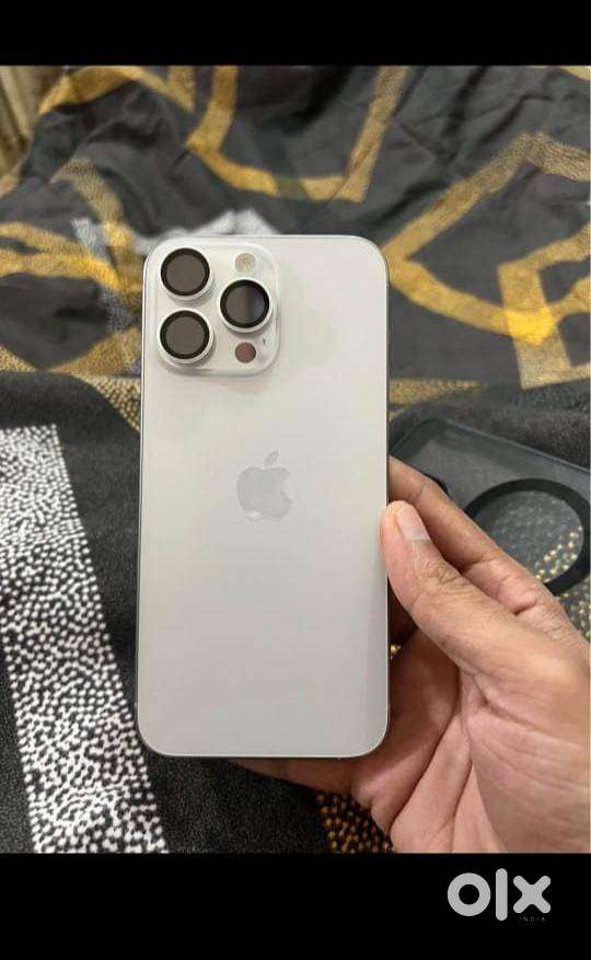 iphone 15 pro 3 month old Bill Box Warranty available refurbished