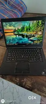 Daal company ka laptop on nahin ho raha hai