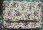 Chic Floral Print Clutch – Like New, Perfect for Evenings Out!