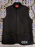 Blazer of hands