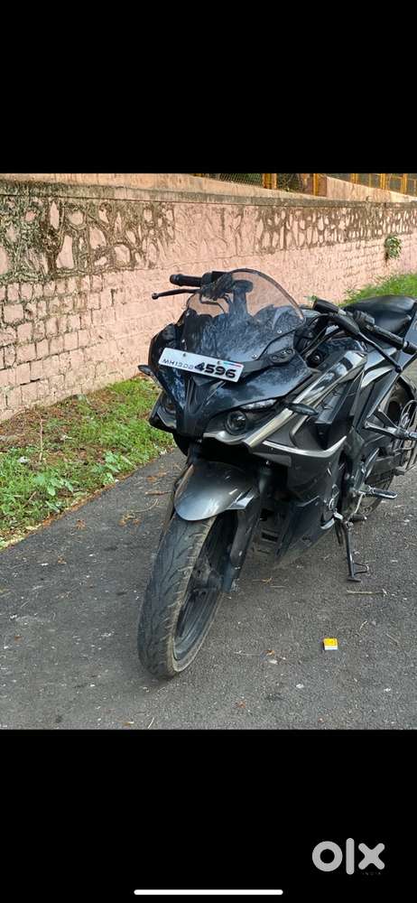 Pulsar rs200