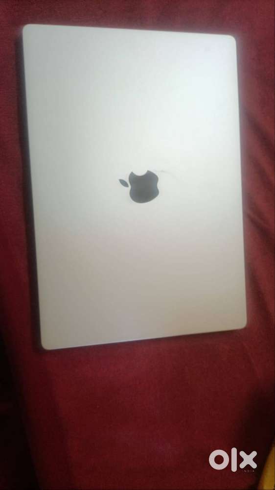 16 inch Macbook Pro M4 Max Chip 1 TB Storage