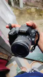 Canon 200D