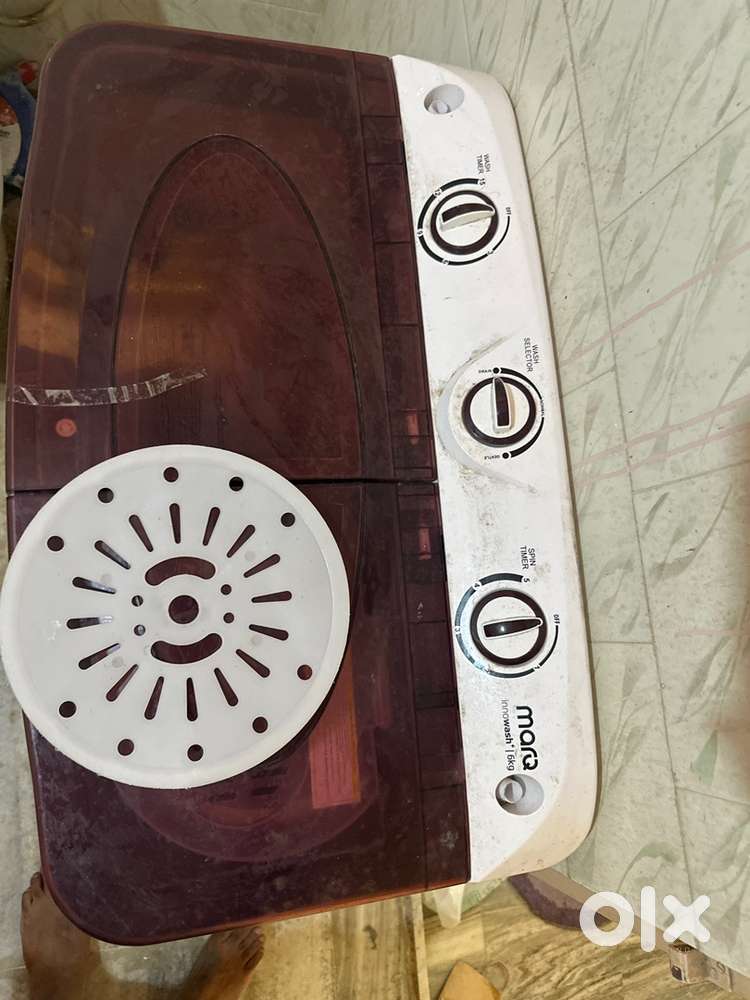 Semi automatic washing machine fully working condition