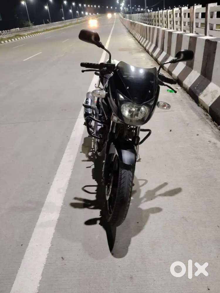 Pulsar 150