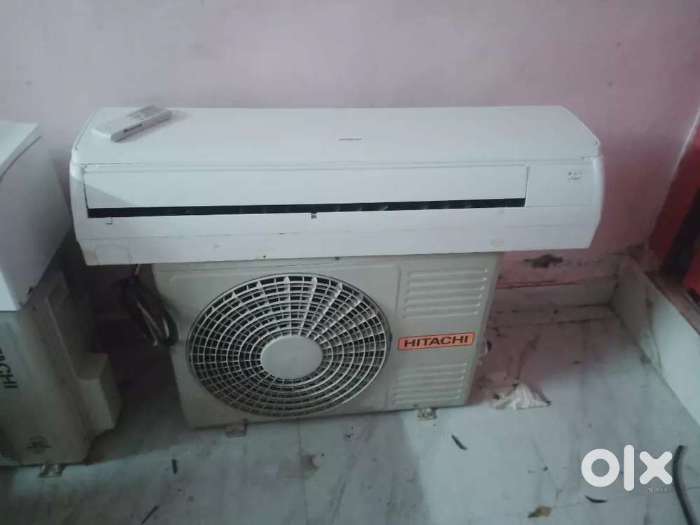 1.5 ton Hitachi full working