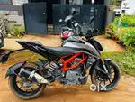 KTM duke 390