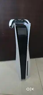 PS5 disc edition with 8 cds