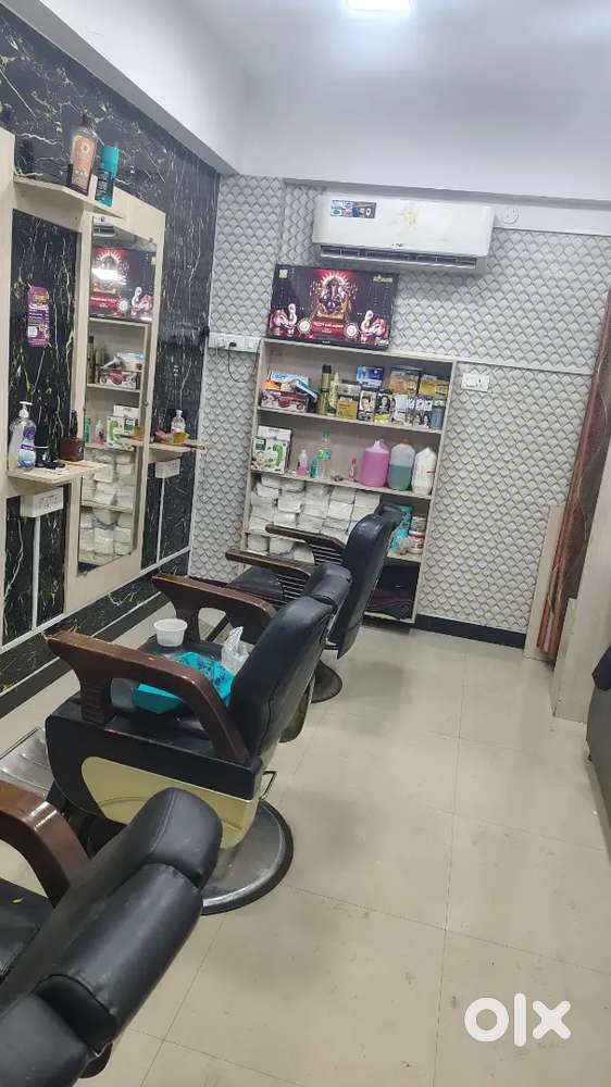 Men's saloon