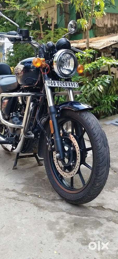 Very well condition no scratch