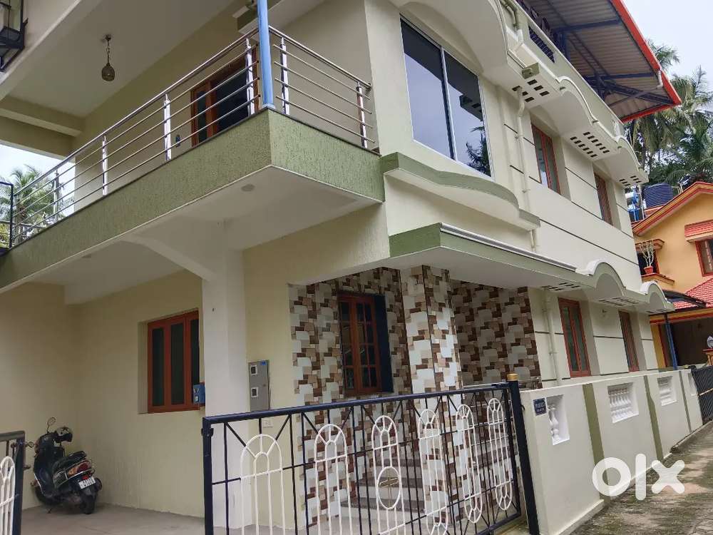 4 bhk independent house in 4 cents, kulshekar Mangalore Karnataka