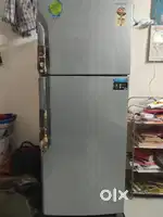 SAMSUNG REFRIGERATOR
