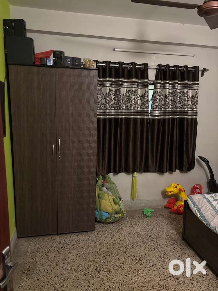 speciuos flat ready to move