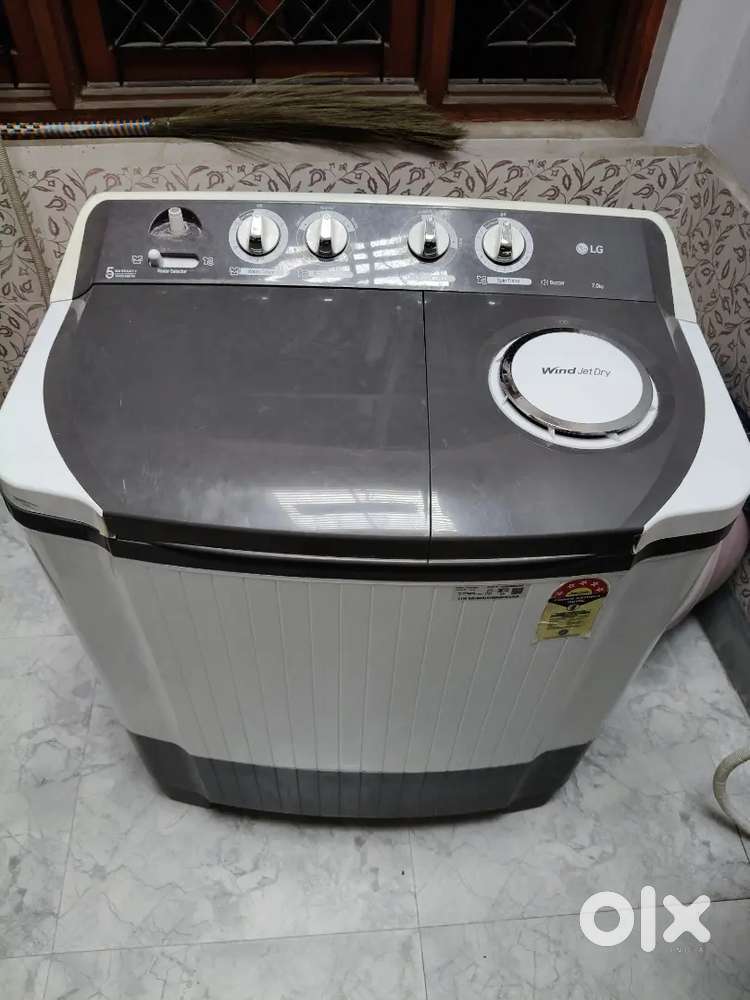 LG 7 kg Semi Automatic Washing Machine, 5 Star Rating