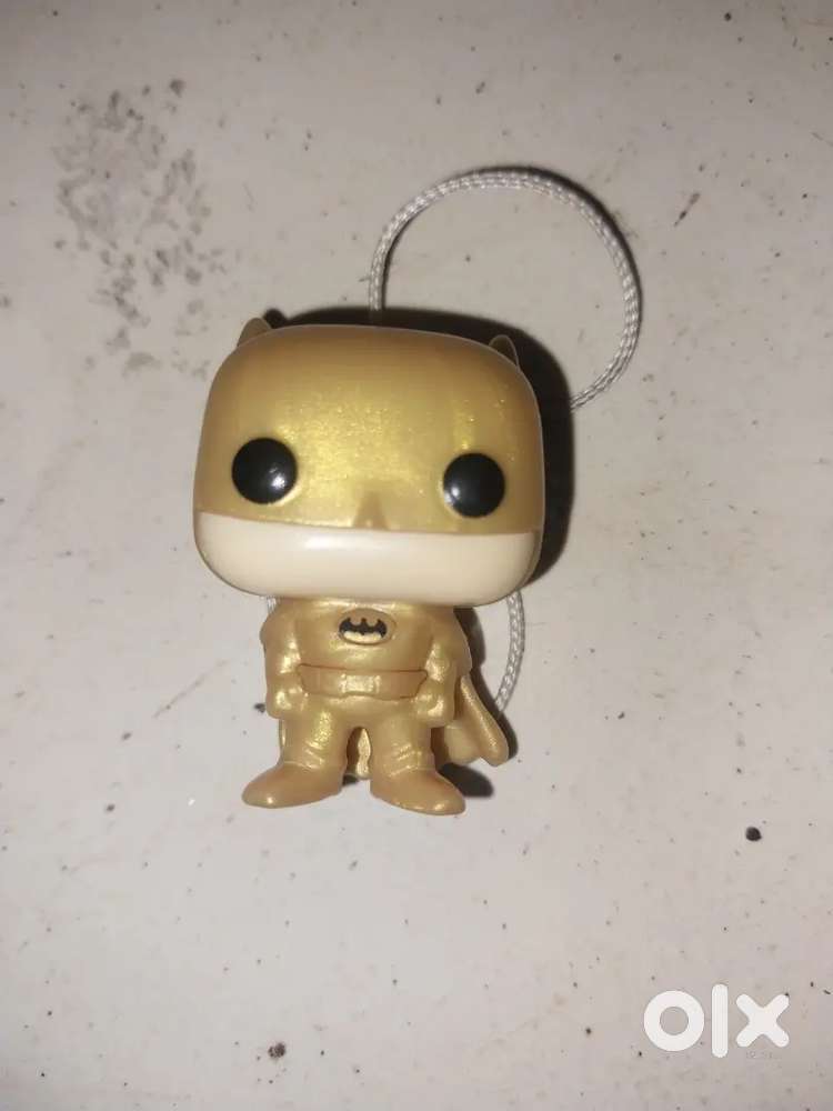 Golden batman kinder joy