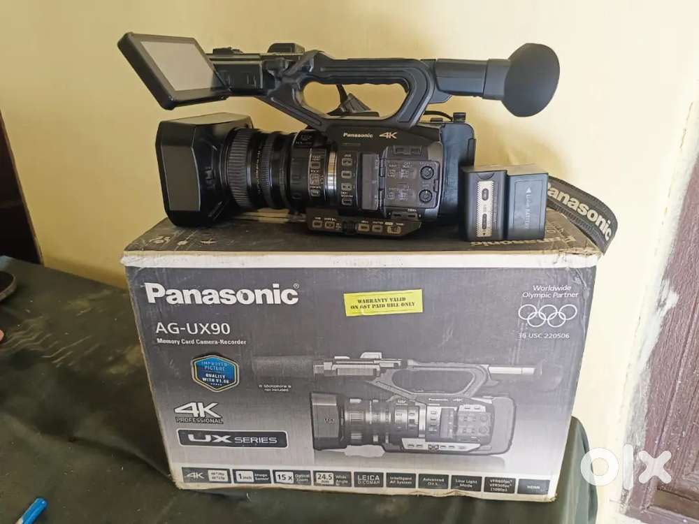 Panasonic 4k with battery