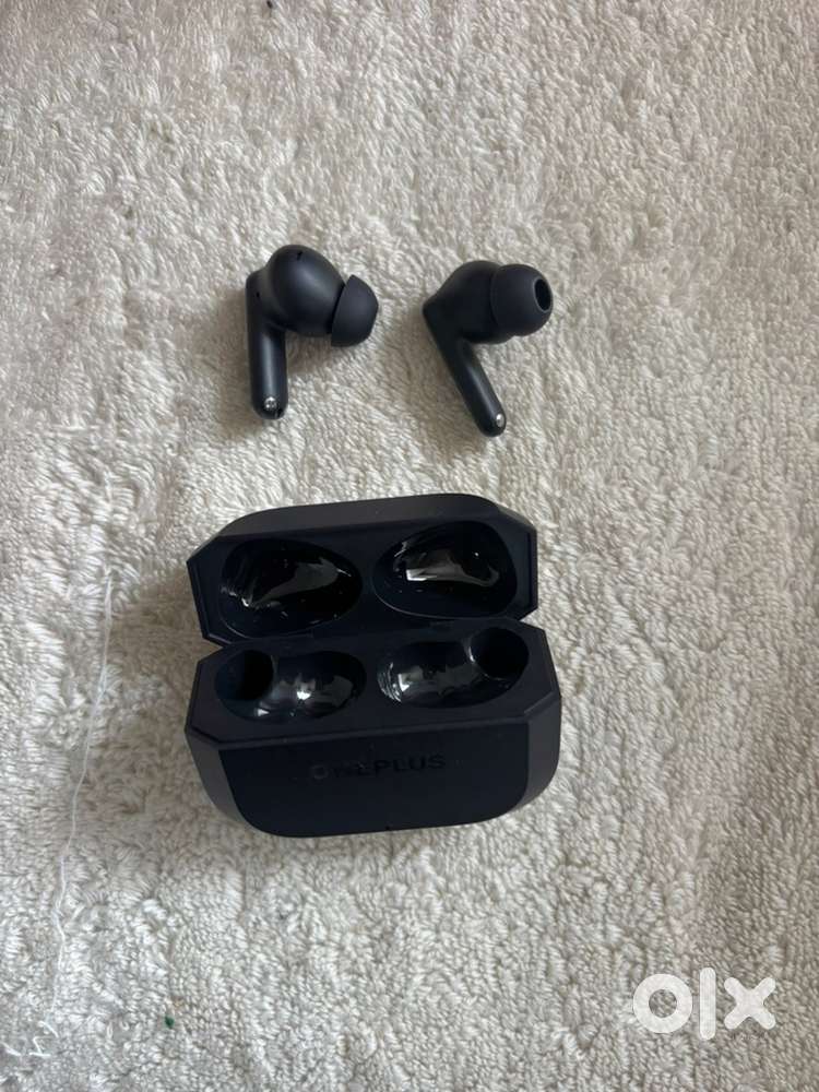 One plus 3R earbuds