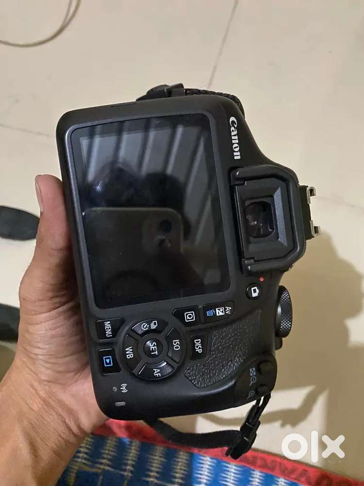 Canon DSLR camera not seal only rant ok