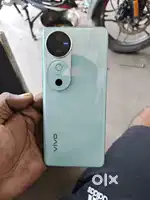 Vivo v40 8gb ram 256 rom