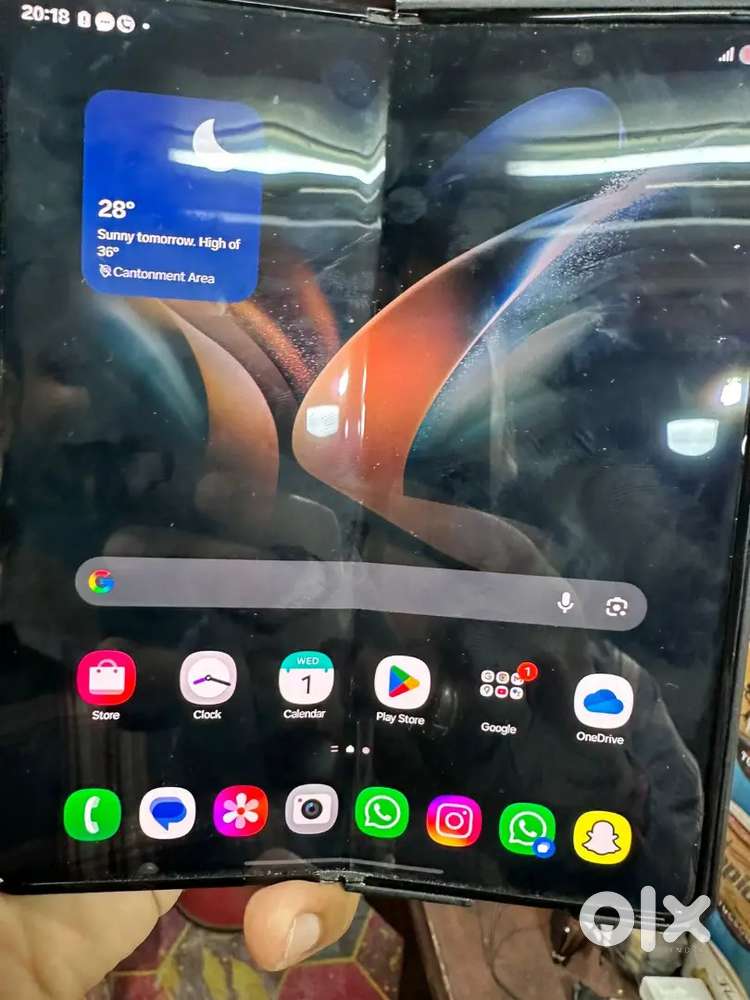 Samsung z fold 4.   Midnight Black 12/256 gb