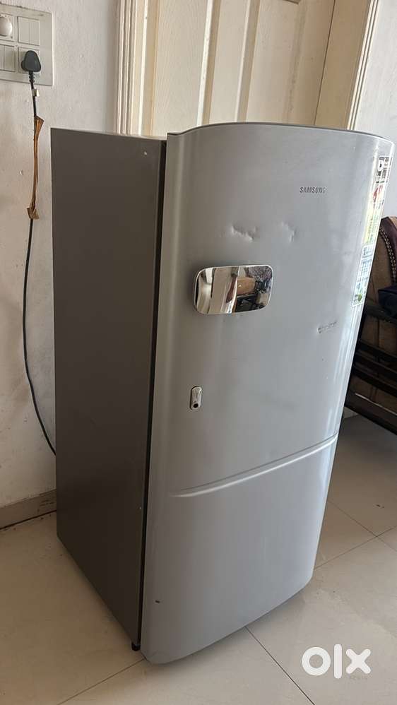 Samsung 183 L single door 3 star refrigerator