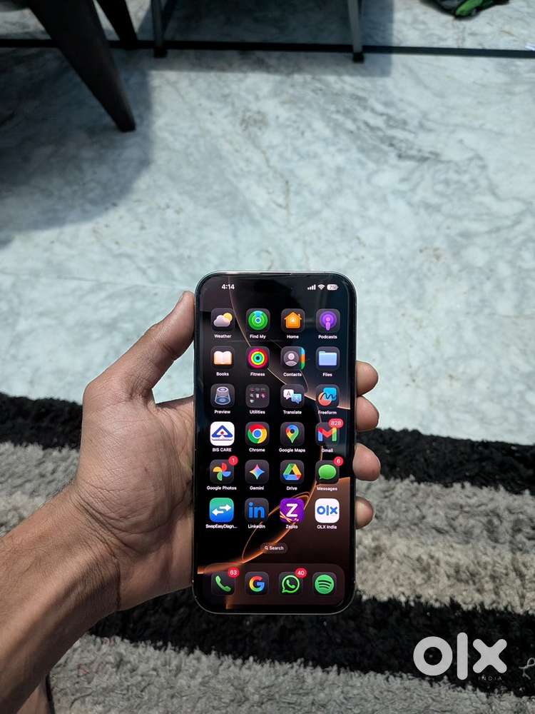 16 pro max 256gb 2 days old