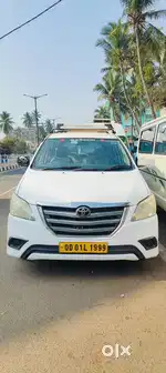 Toyota Innova 2016