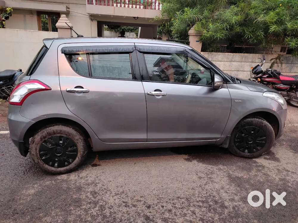 Maruti Suzuki Swift 2012