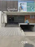 Helper for cosmetic treatments in sanjivi slim clinic