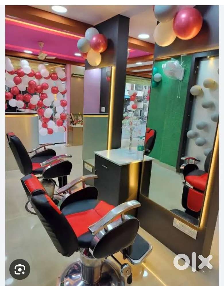 Urgent  need a female beautician  , waxing  specialist