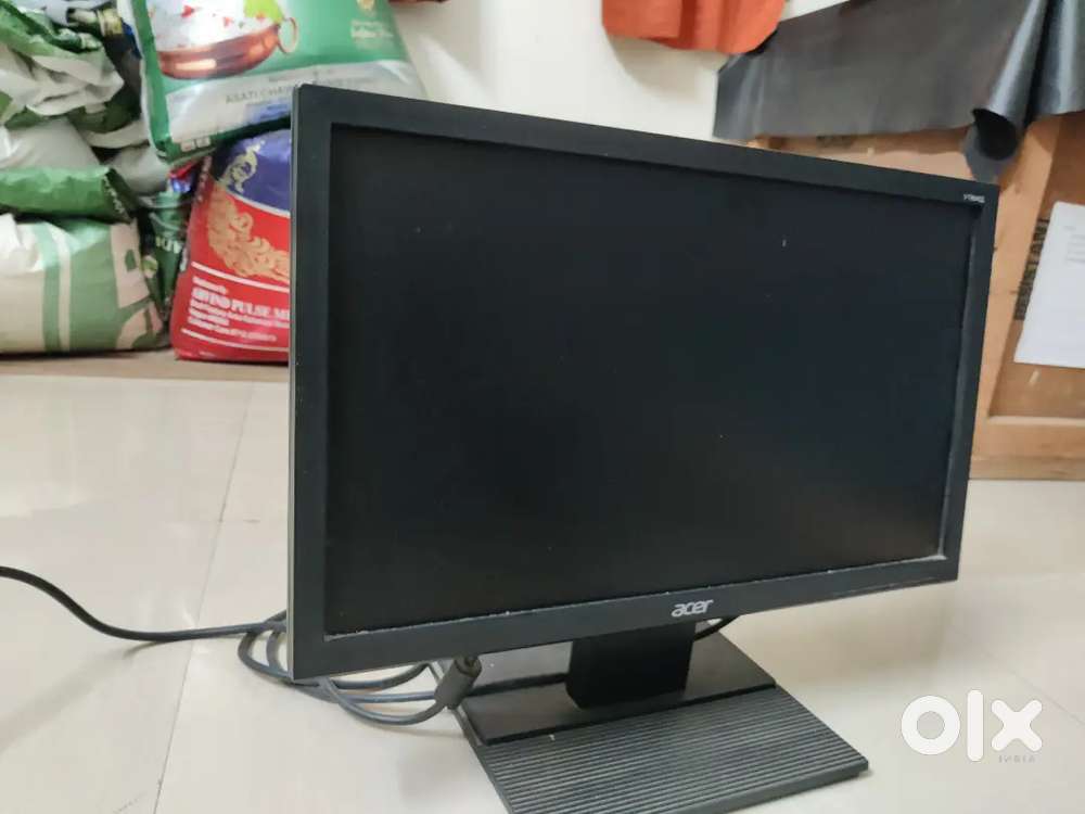 19.6 inch monitor ACER
